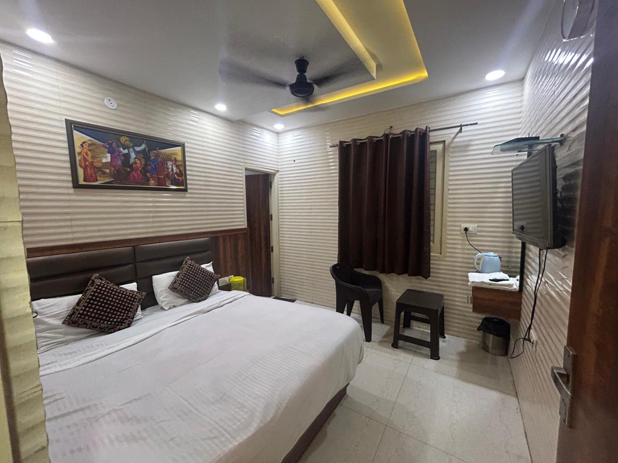 Jasneet Homestay Amritsar Bagian luar foto